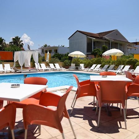 Kavos Central Exterior photo
